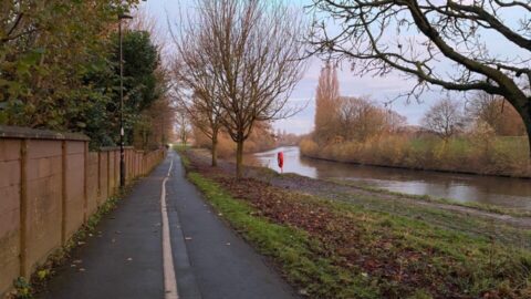 Jubilee-Terrace-to-Scarborough-Bridge-riverside-path_cropped-960x540.jpg