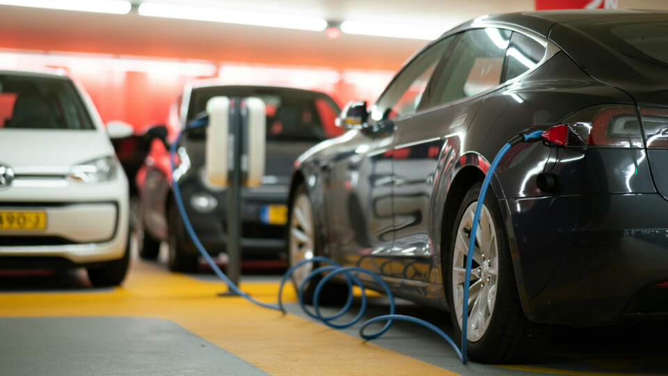 michael-fousert-O63S96_qn8c-unsplash