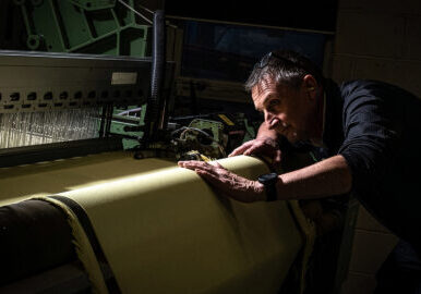 ArvilleTextiles-Weaving-Machine-Web-Firefly-Upscaler-2x-scale.jpg