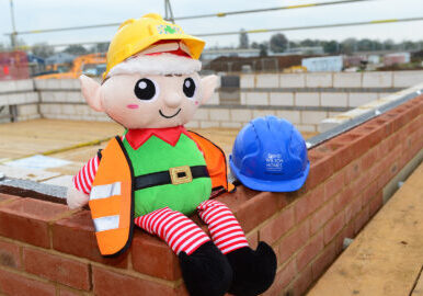 BG-SGB_9843-DWH-David-Wilson-Homes-is-promoting-site-safety-over-the-festive-season-copy.jpg
