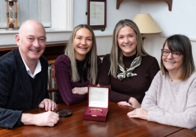 Robin-Wright-Rosie-Wright-Susannah-Walbank-and-Debra-Wright-with-the-finished-bracelet-copy.jpg